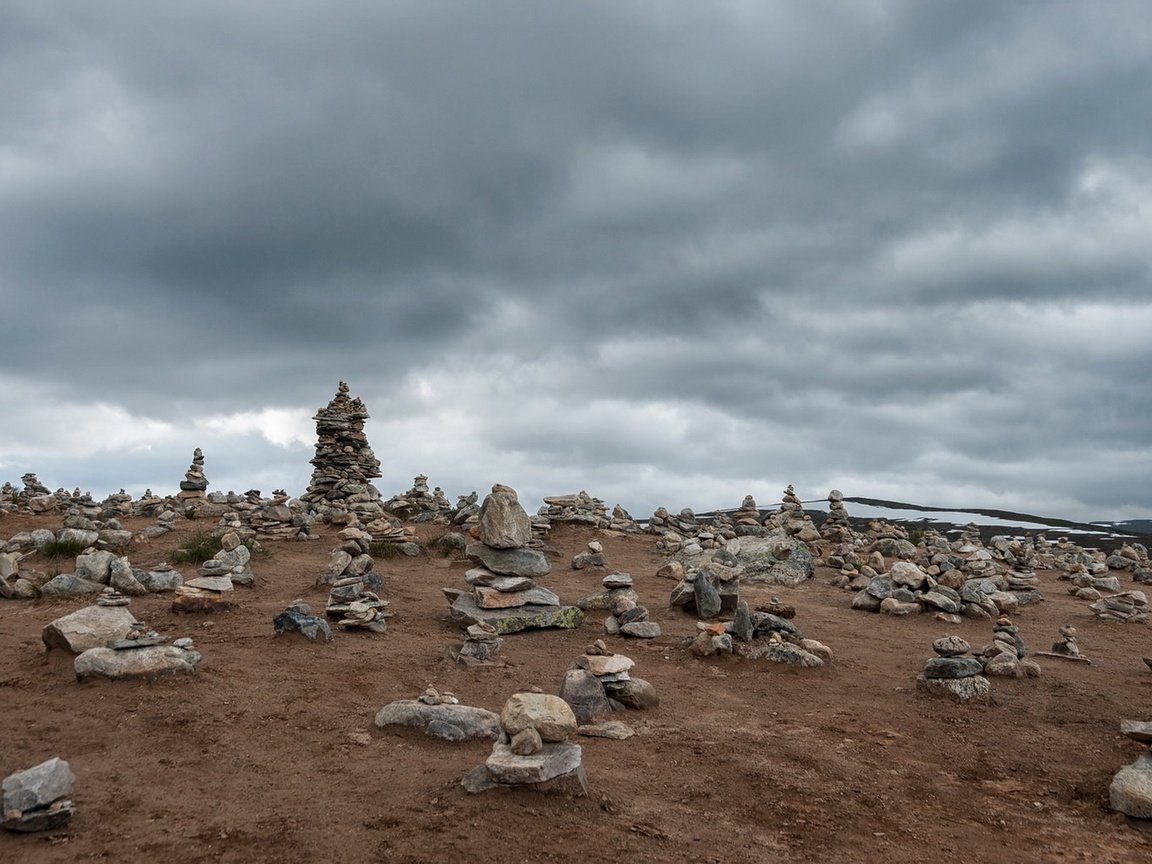 Обои небо, камни, тучи, пейзаж, норвегия, нурланн, стоди, the sky, stones, clouds, landscape, norway, nordland, of stodi разрешение 2010x1100 Загрузить