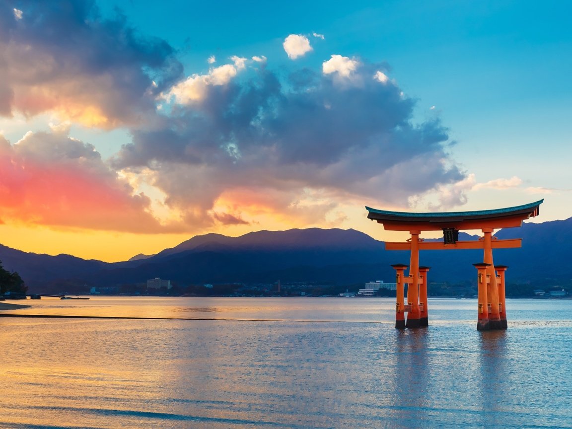 Обои небо, облака, закат, море, япония, torii gate, the sky, clouds, sunset, sea, japan разрешение 3840x2160 Загрузить