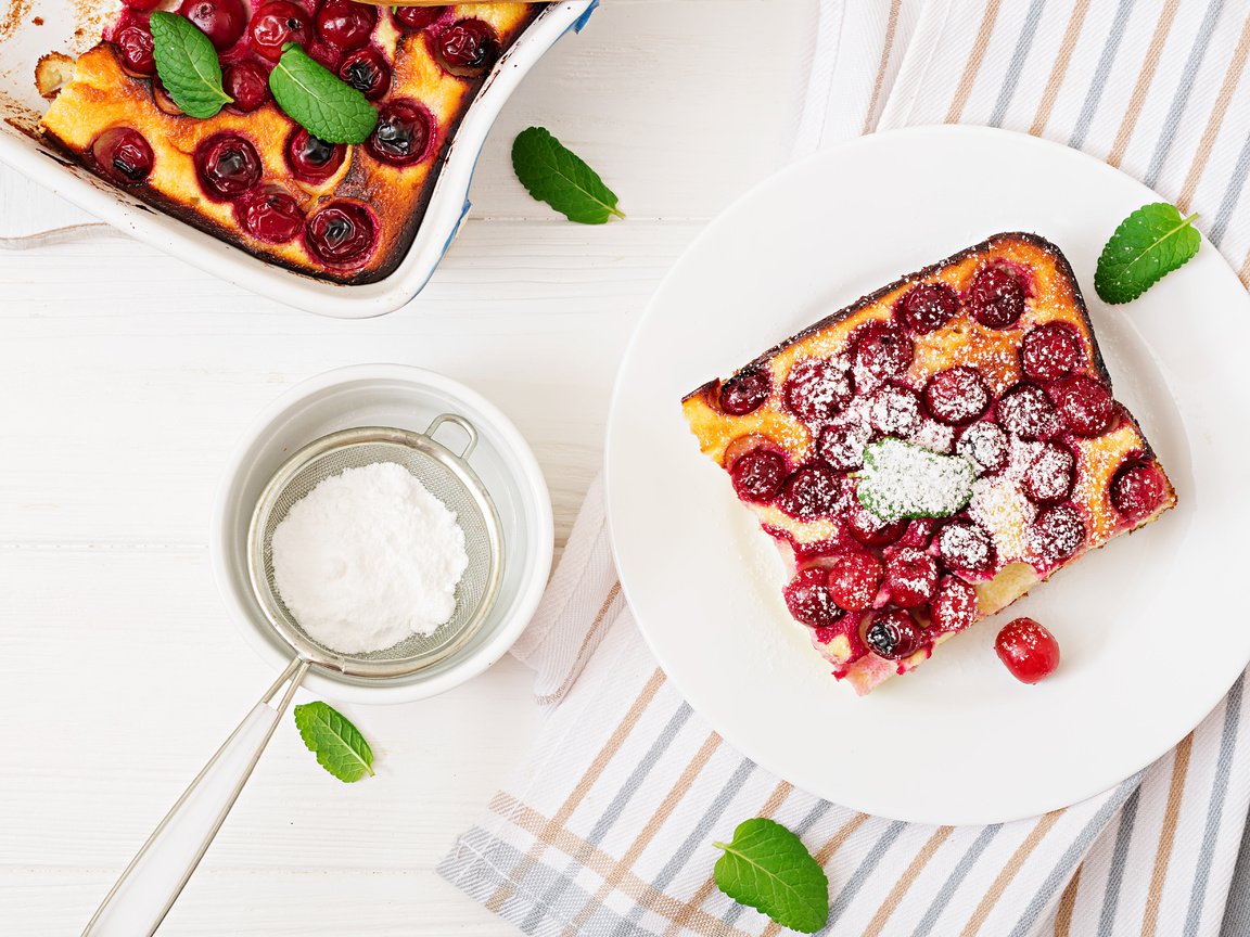 Обои вишня, сахарная пудра, запеканка, timolina, cherry, powdered sugar, casserole разрешение 5469x3688 Загрузить