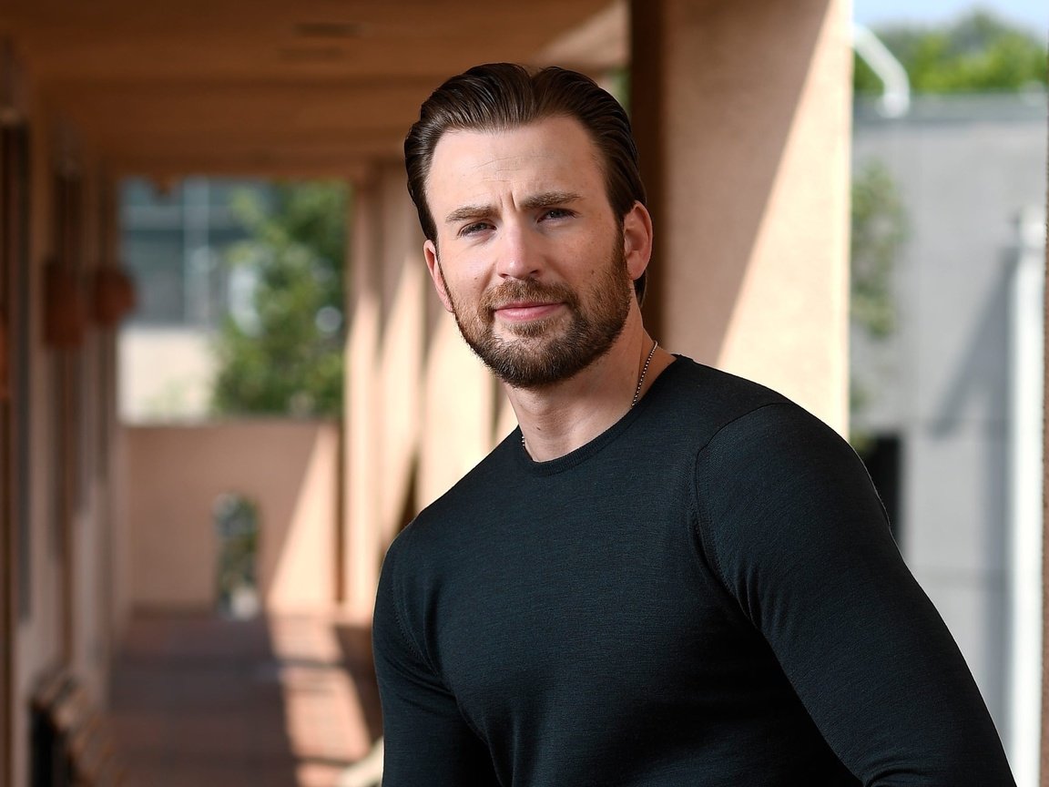 Обои взгляд, актёр, улица, борода, крис эванс, look, actor, street, beard, chris evans разрешение 3000x1796 Загрузить