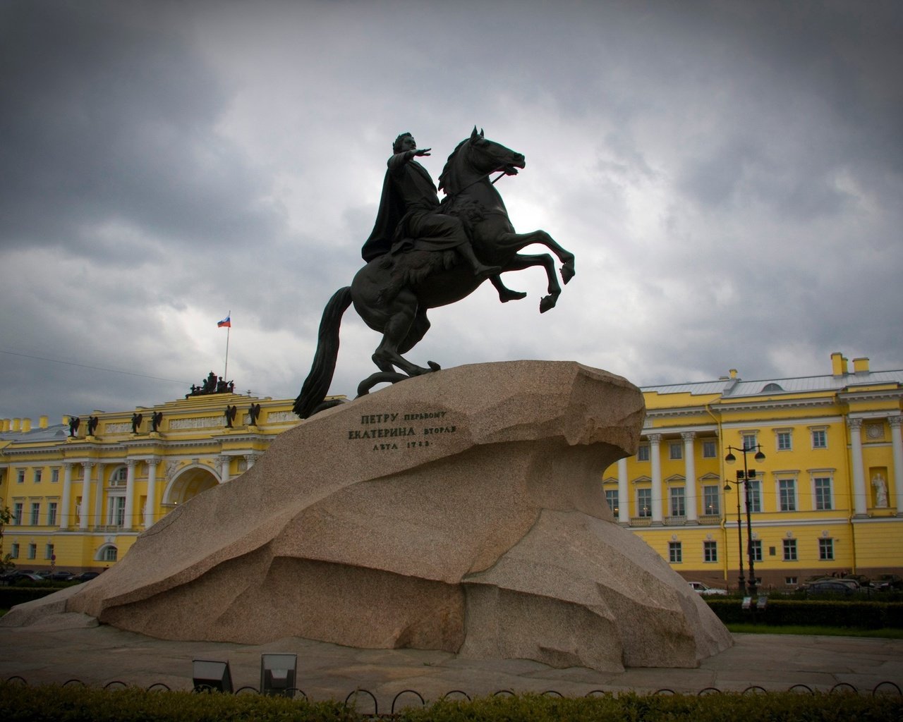 Обои санкт-петербург, питер, памятник, петр, медный всадник, saint petersburg, peter, monument, the bronze horseman разрешение 2560x1600 Загрузить