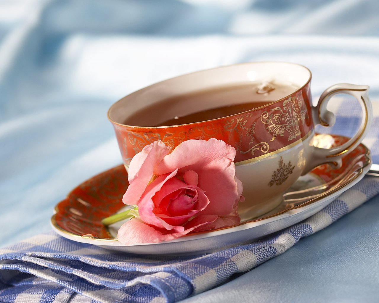 Обои цветок, роза, чашка, чай, салфетка, чаепитие, flower, rose, cup, tea, napkin, the tea party разрешение 1920x1200 Загрузить
