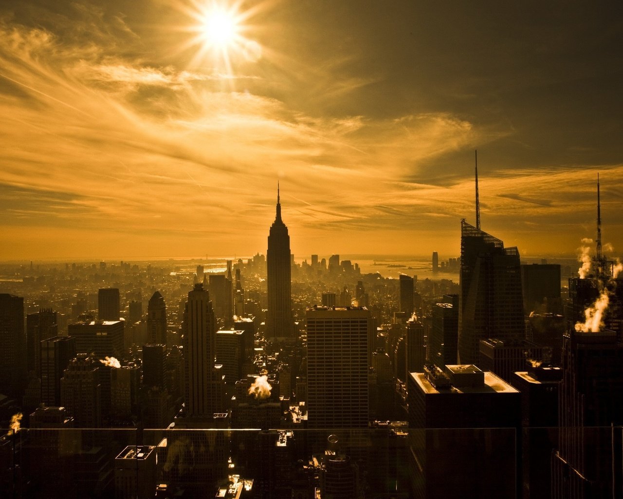 Обои солнце, небоскребы, сепия, нью-йорк, the sun, skyscrapers, sepia, new york разрешение 2560x1600 Загрузить