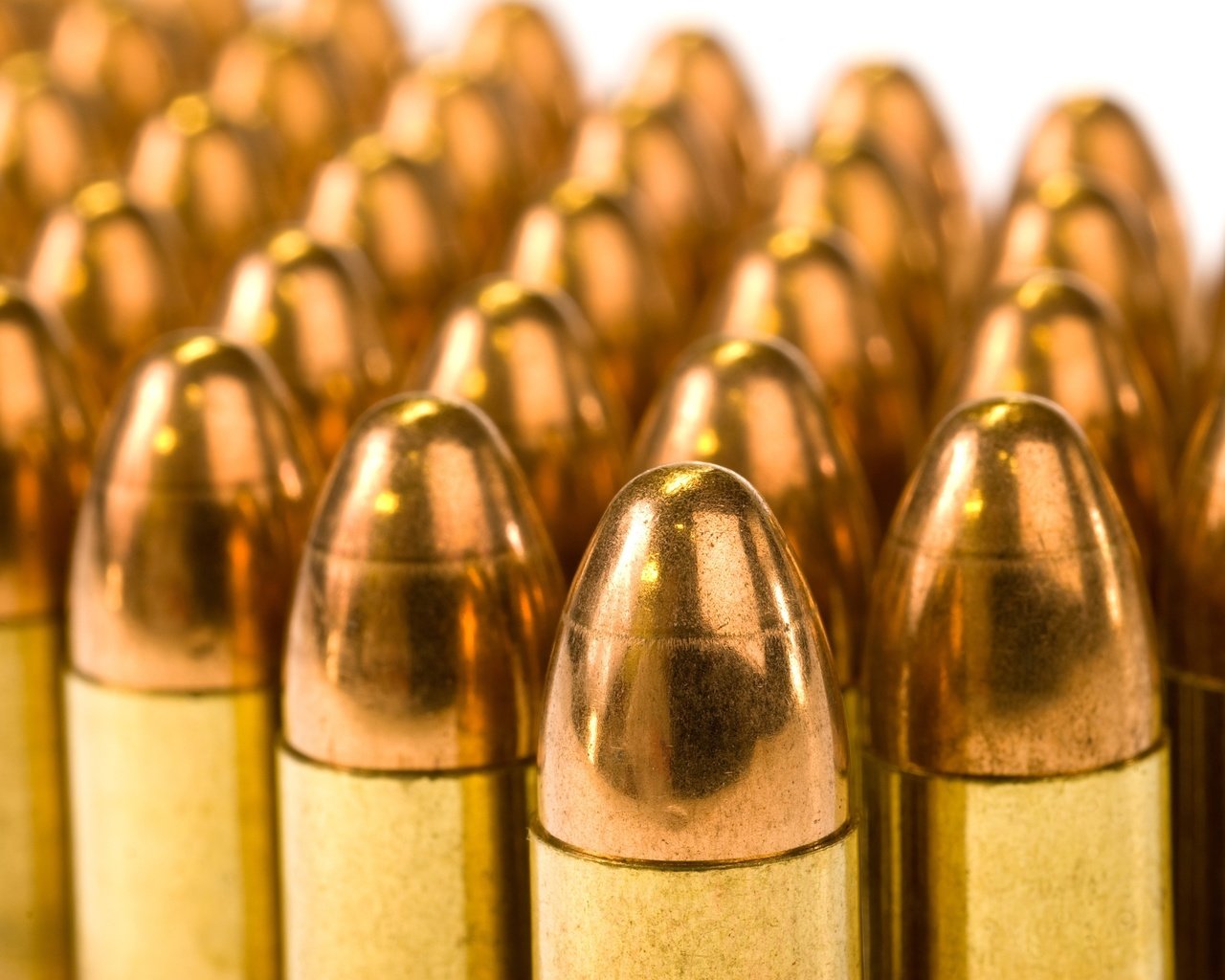 Обои патроны, пуля, гильза, медь, cartridges, bullet, sleeve, copper разрешение 3872x2592 Загрузить