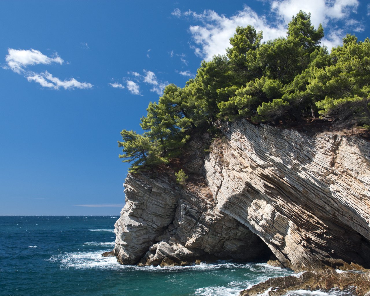 Обои скалы, хорватия, petrovac na moru, rocks, croatia разрешение 2560x1600 Загрузить