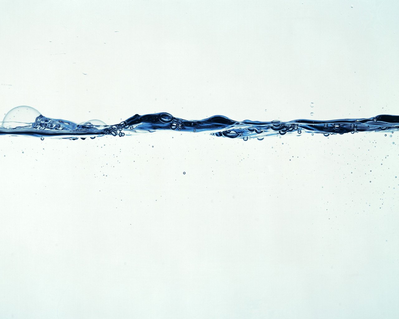 Обои вода, линия, бульбачки, water, line, bulbashki разрешение 1920x1200 Загрузить