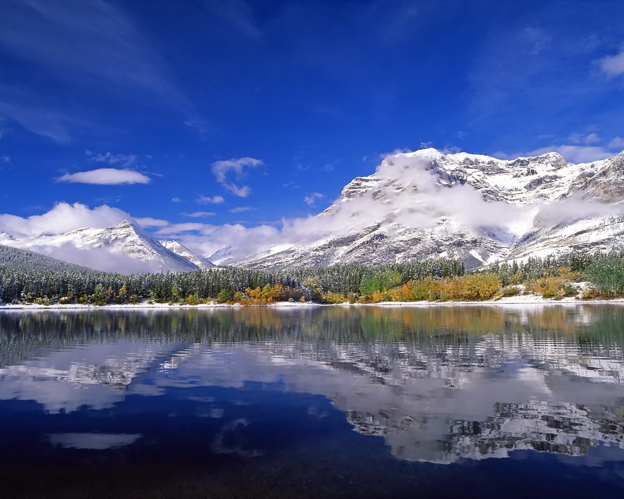 Обои горы, снег, вершины, горное озеро, mountains, snow, tops, mountain lake разрешение 1920x1200 Загрузить