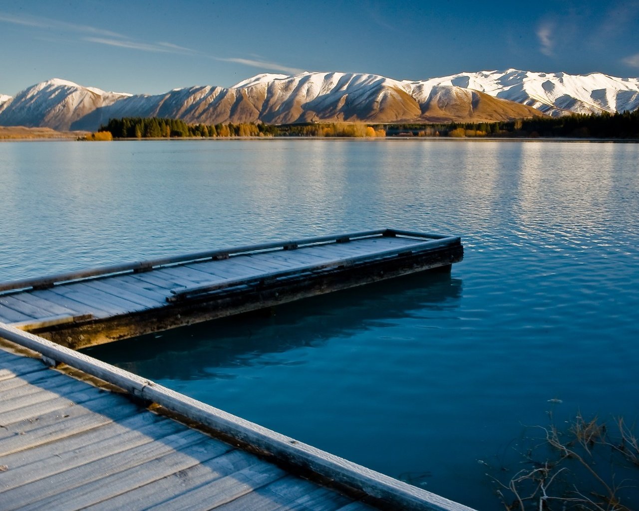 Обои озеро, горы, природа, пирс, новая зеландия, lake, mountains, nature, pierce, new zealand разрешение 1920x1200 Загрузить