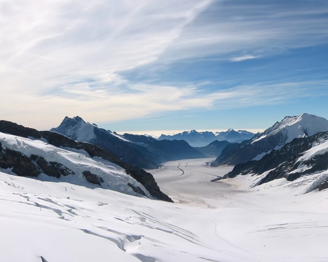 Обои небо, горы, снег, вершины, the sky, mountains, snow, tops разрешение 1920x1080 Загрузить