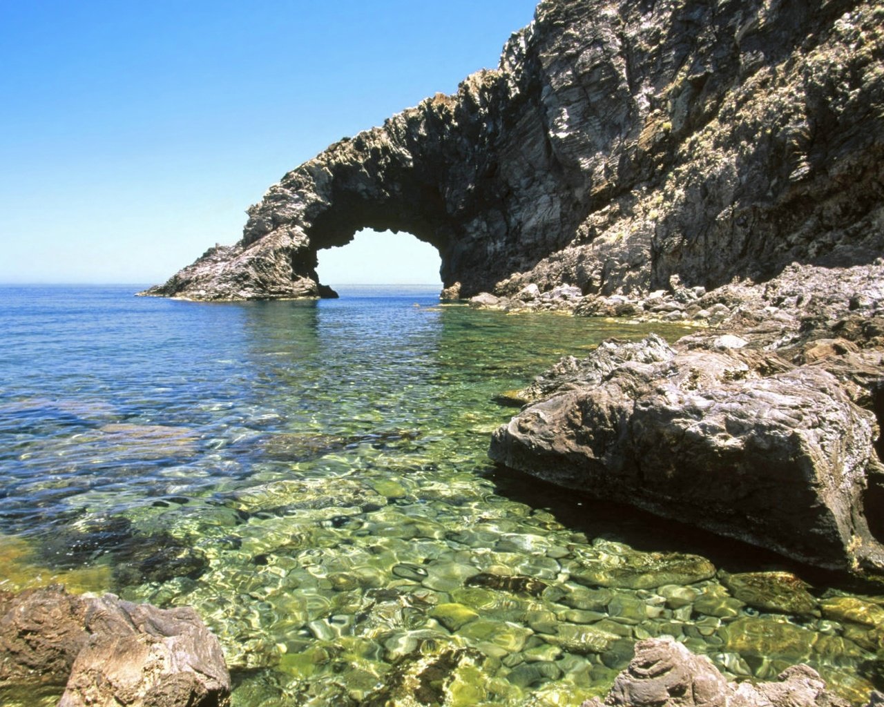 Обои скалы, природа, камни, море, побережье, арка, сицилия, rocks, nature, stones, sea, coast, arch, sicily разрешение 1920x1080 Загрузить