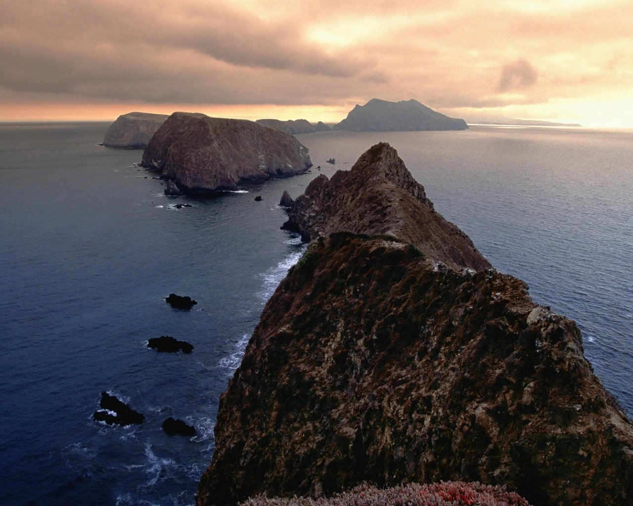 Обои скалы, море, национальный парк, южная калифорния, острова чаннел, rocks, sea, national park, southern california разрешение 1920x1080 Загрузить