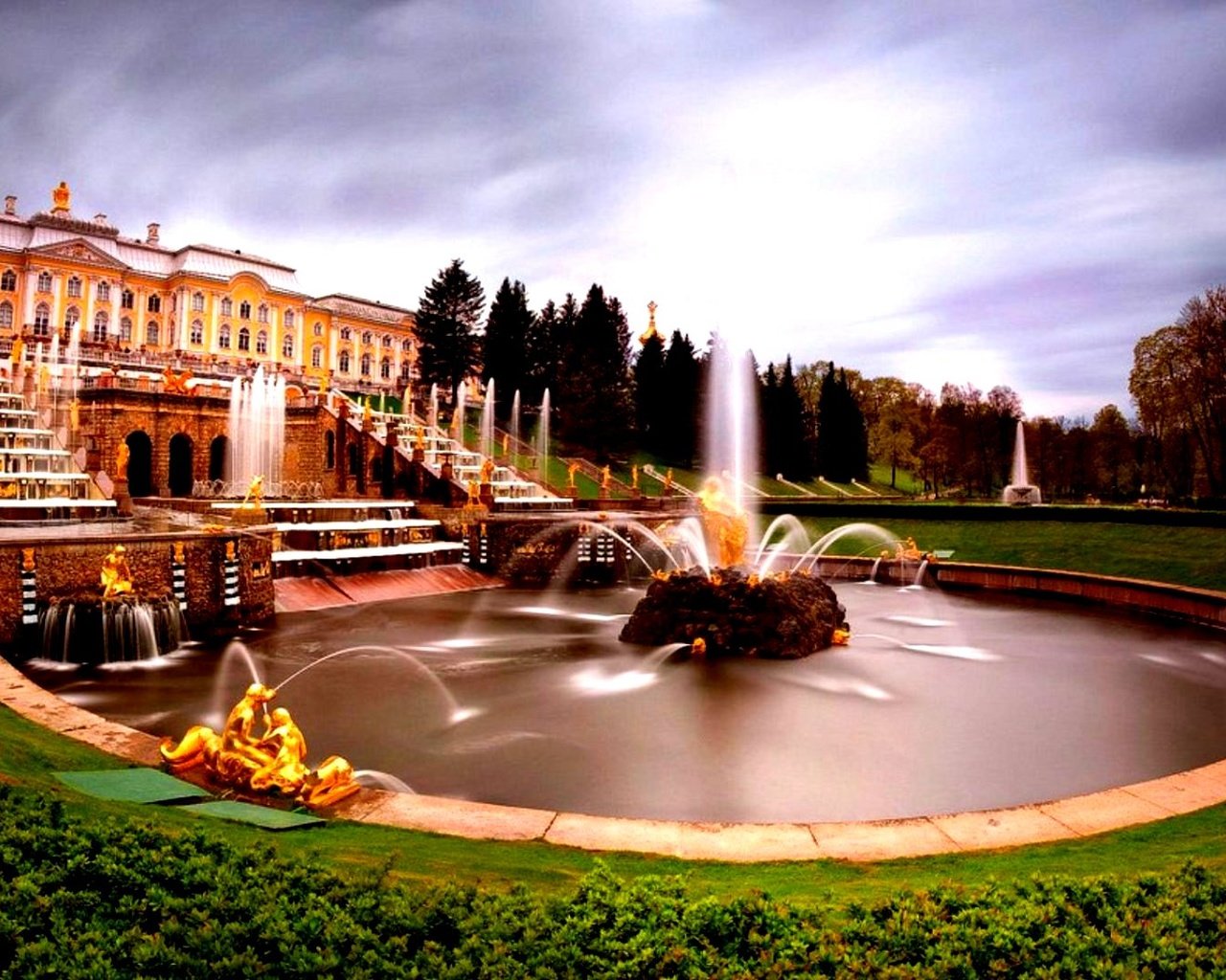 Обои фонтан, дворец, фонтаны, fountain, palace, fountains разрешение 2132x1080 Загрузить