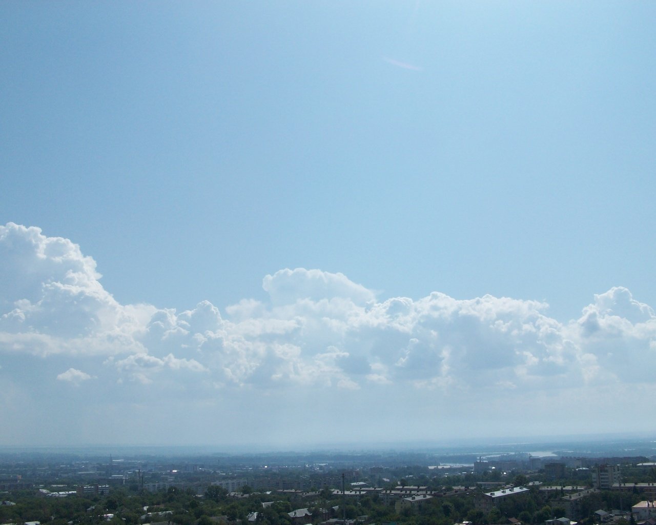 Обои небо, город, oblaka облака, the sky, the city, oblaka cloud разрешение 3280x2460 Загрузить