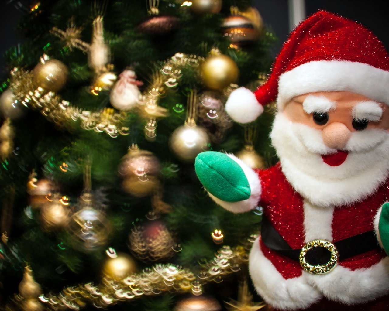 Обои новый год, елка, украшения, игрушка, дед мороз, праздник, new year, tree, decoration, toy, santa claus, holiday разрешение 1920x1200 Загрузить