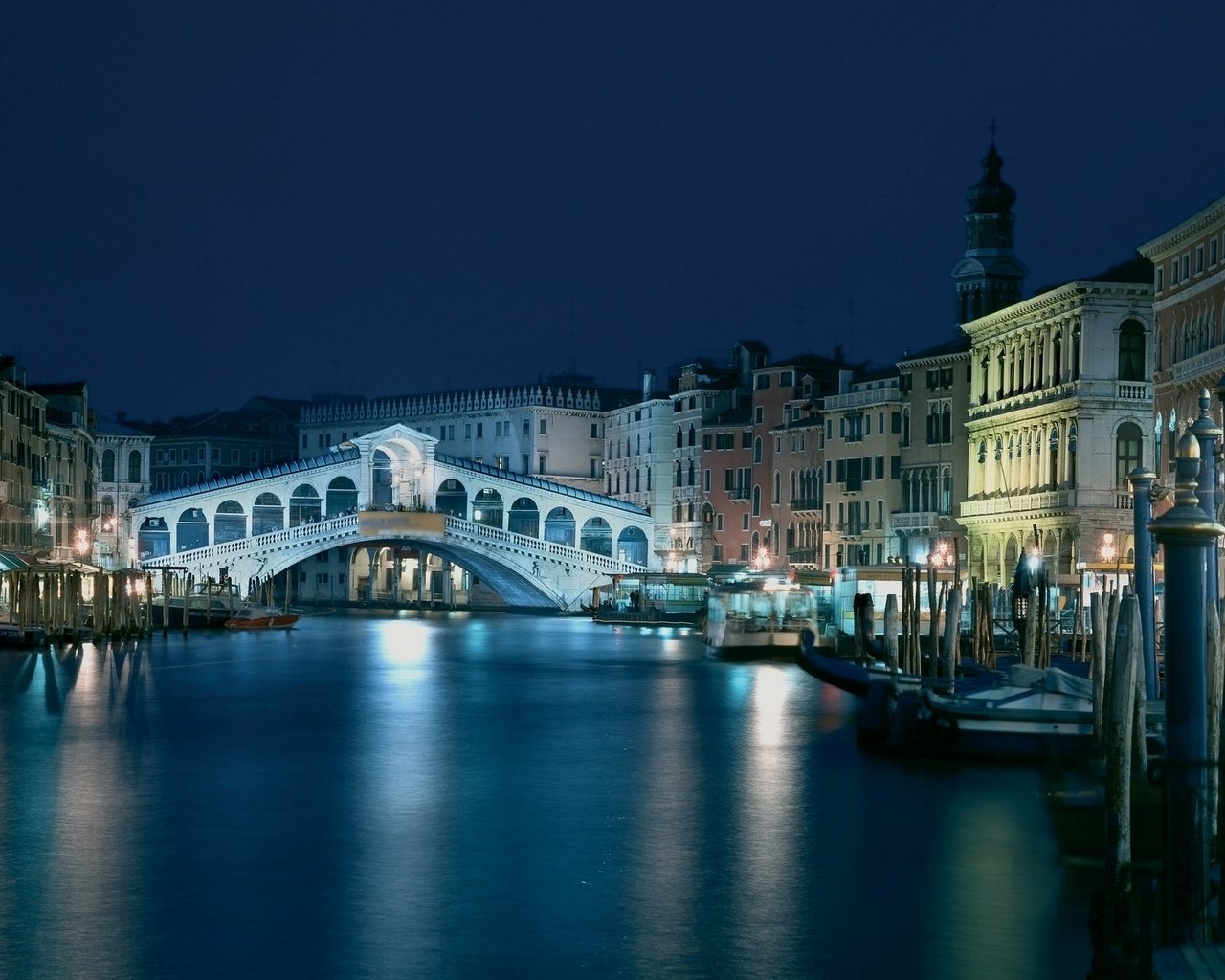 Обои мост, венеция, канал, италия, архитектура, bridge, venice, channel, italy, architecture разрешение 2560x1664 Загрузить