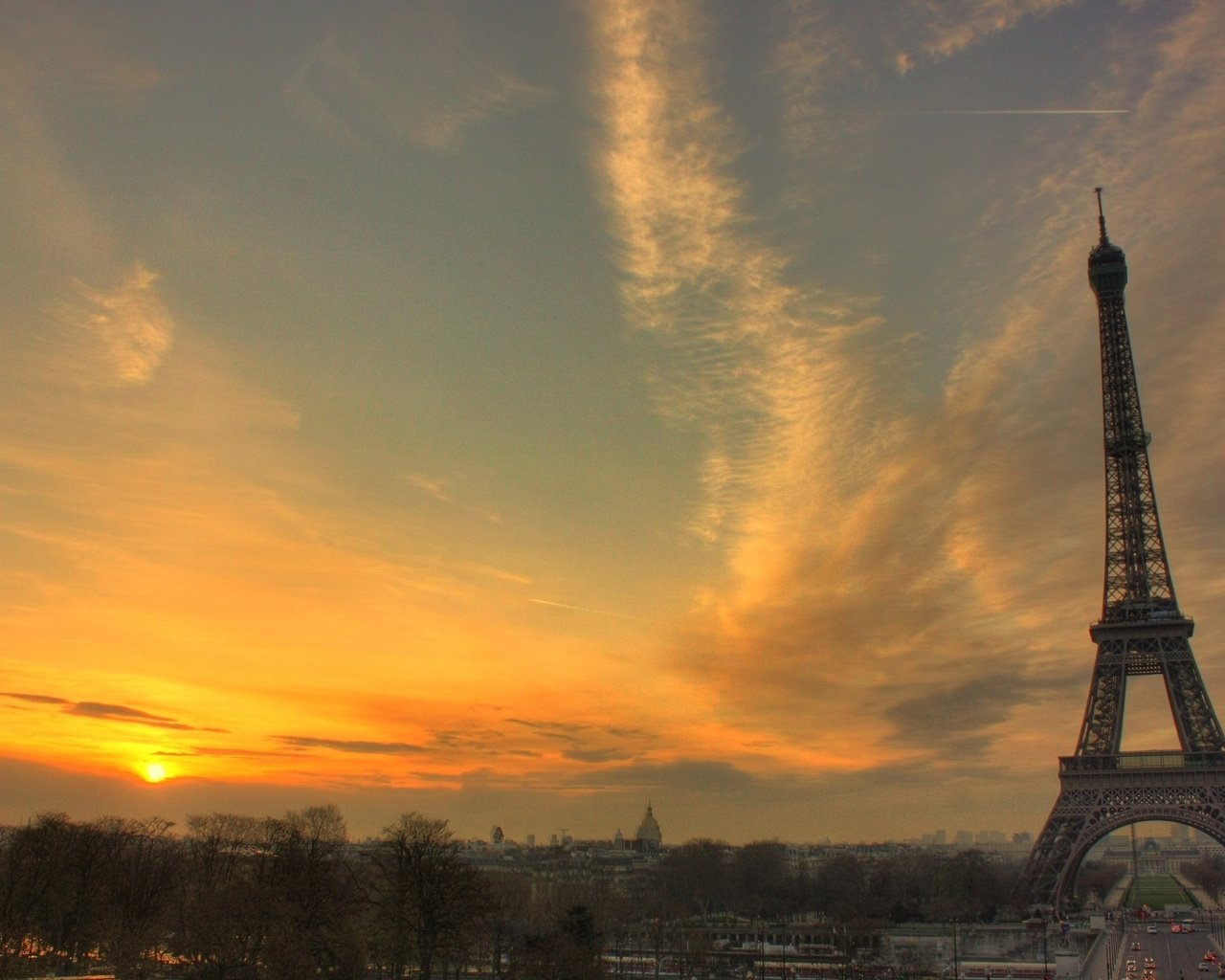Обои небо, закат, осень, париж, эйфелева башня, the sky, sunset, autumn, paris, eiffel tower разрешение 2560x1600 Загрузить