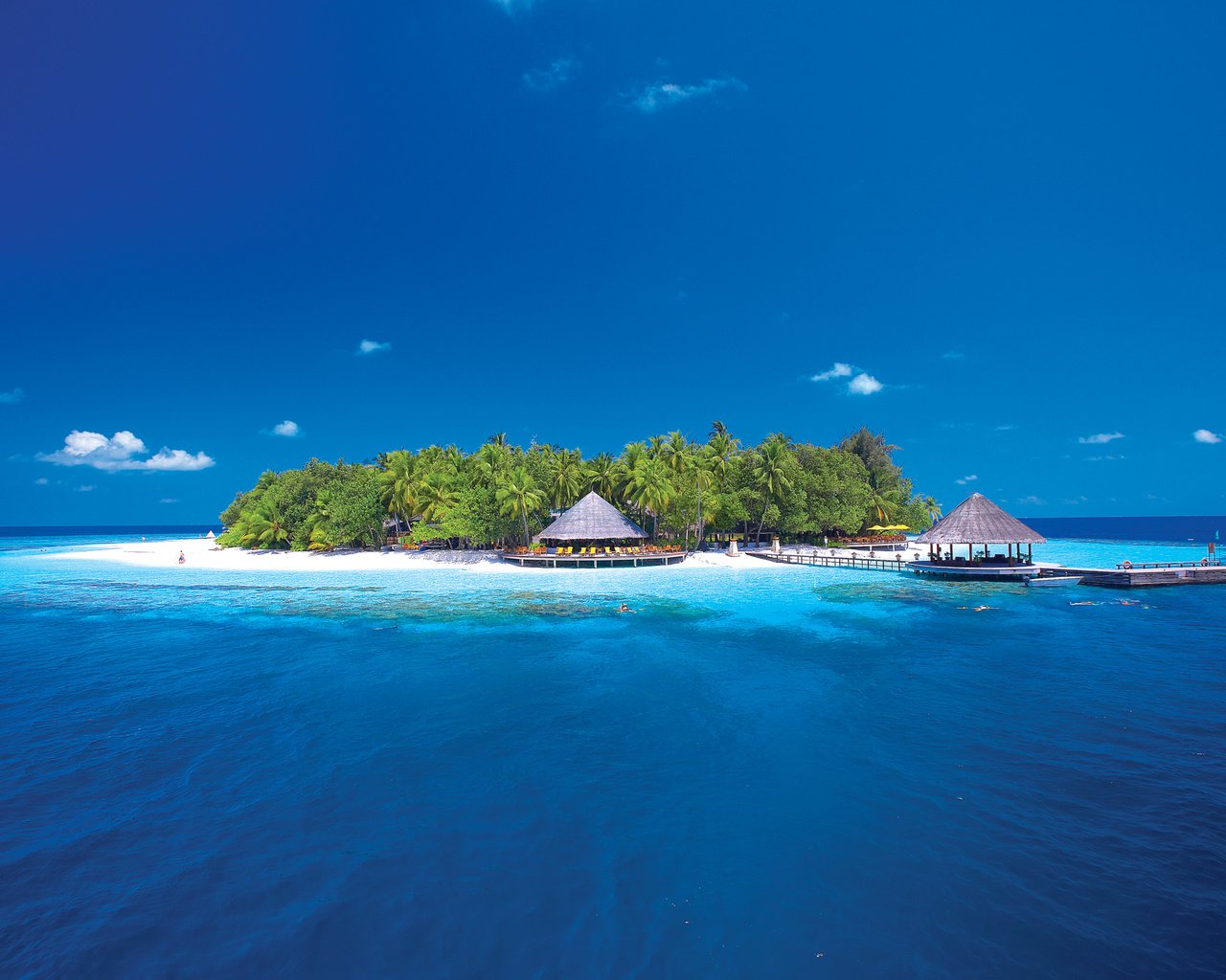 Обои пляж, остров, тропики, мальдивы, beach, island, tropics, the maldives разрешение 2362x1571 Загрузить