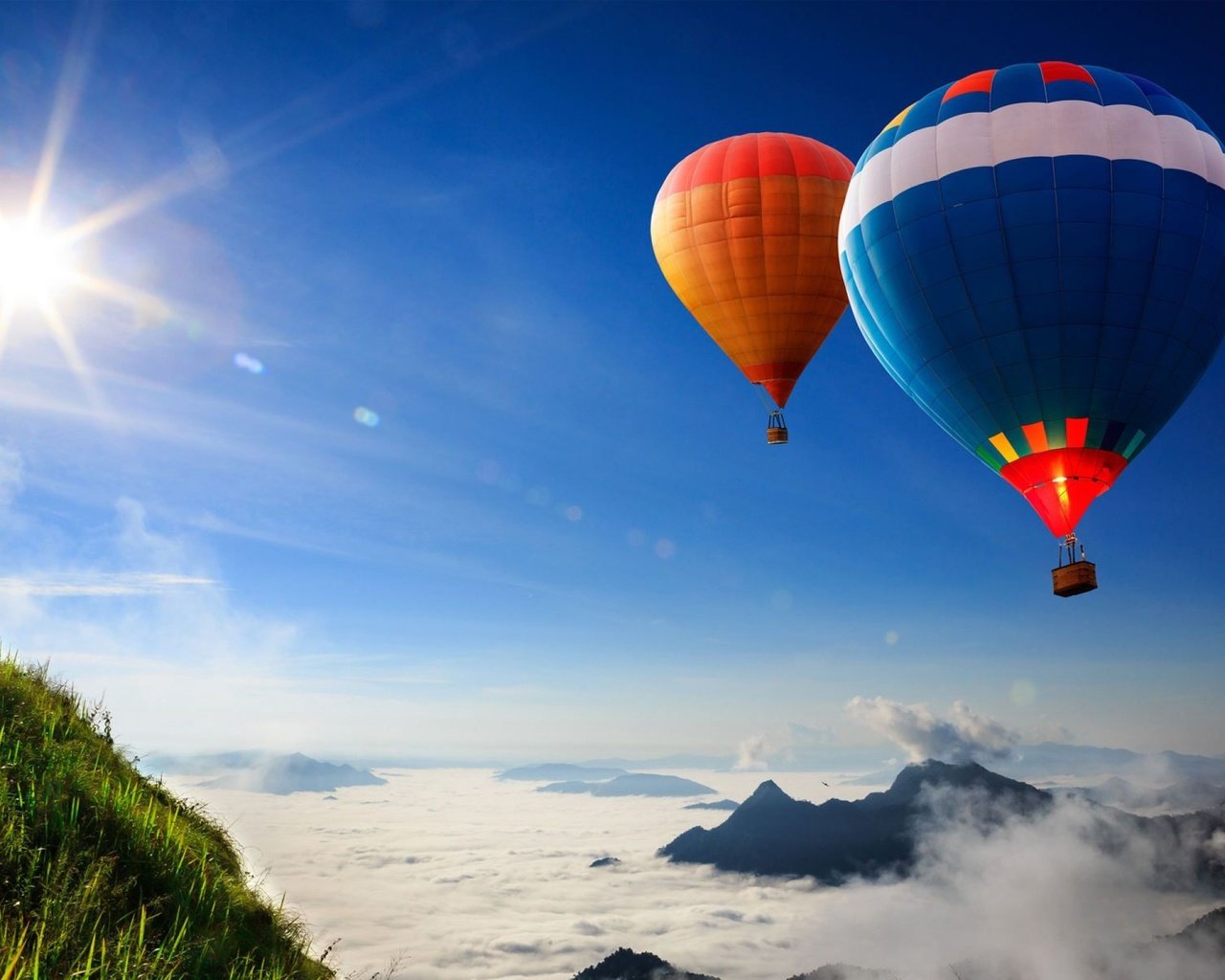 Обои горы, воздушные шары, mountains, balloons разрешение 2560x1600 Загрузить