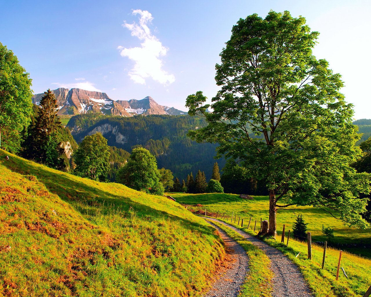 Обои дорога, горы, road, mountains разрешение 1920x1440 Загрузить