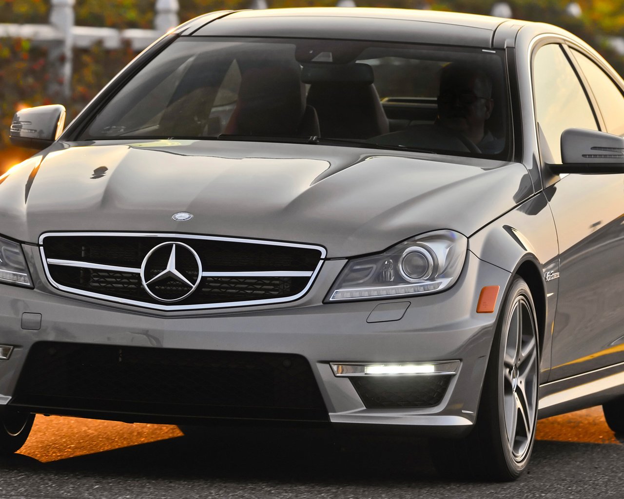 Обои mercedes-benz c63 amg coupe us-spec разрешение 1920x1080 Загрузить