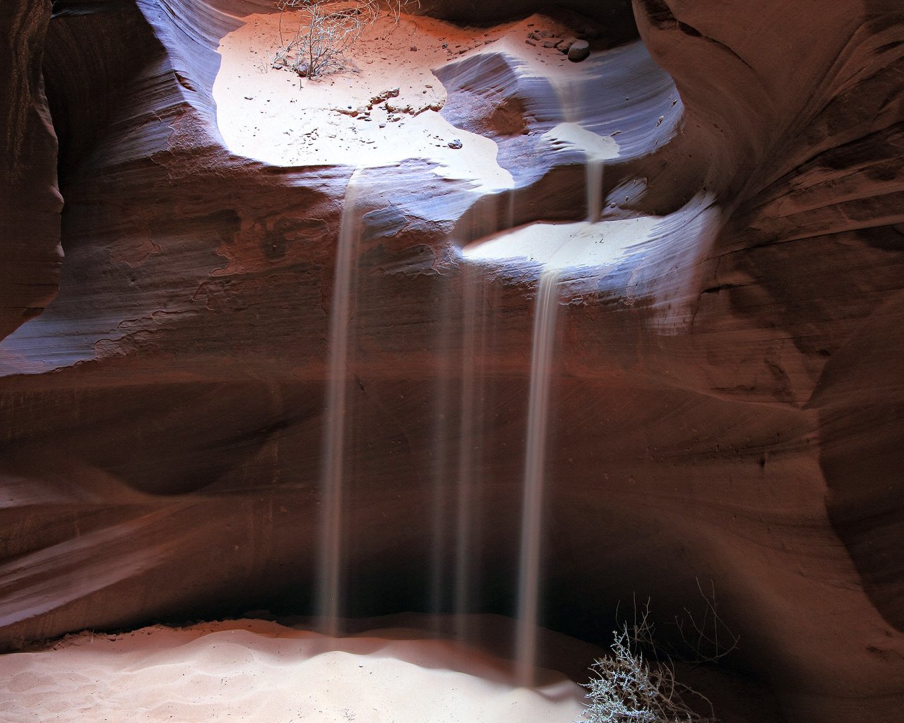 Обои песок, каньон, сша, каньон антилопы, пещера, штат аризона, sand, canyon, usa, antelope canyon, cave, arizona разрешение 2048x1366 Загрузить