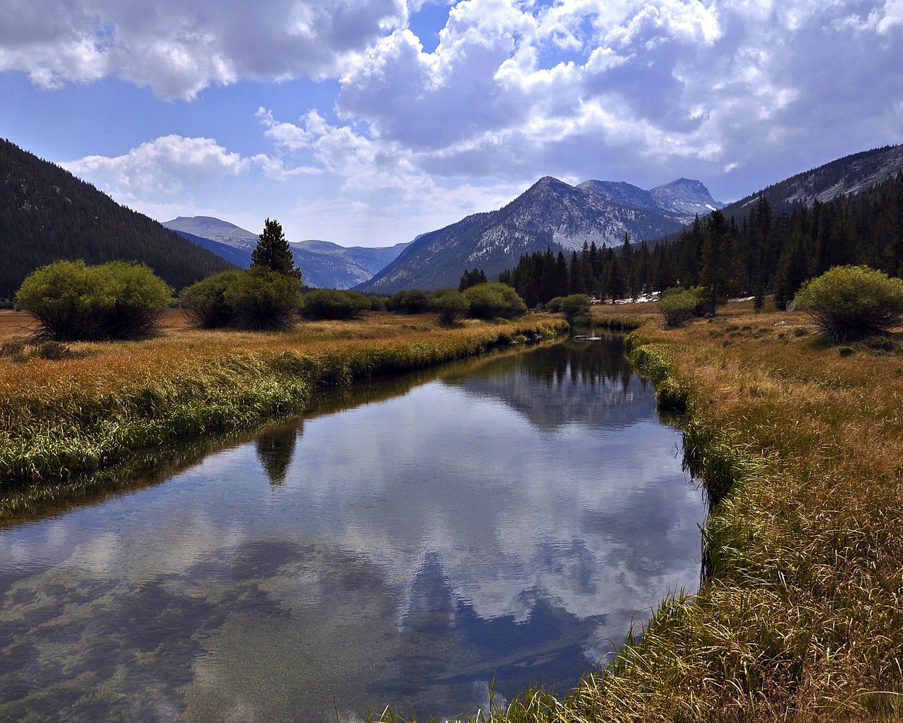 Обои горы, пейзаж, речка, йосемитский национальный парк, mountains, landscape, river, yosemite national park разрешение 2144x1424 Загрузить