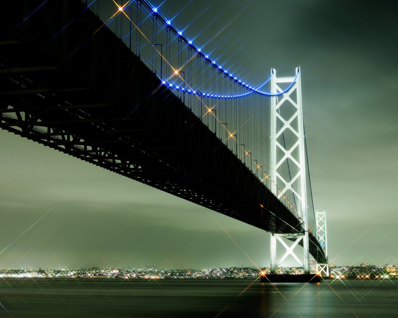 Обои огни, город, япония, акаси-кайке мост, lights, the city, japan, akashi-kaikyo bridge разрешение 2464x1632 Загрузить