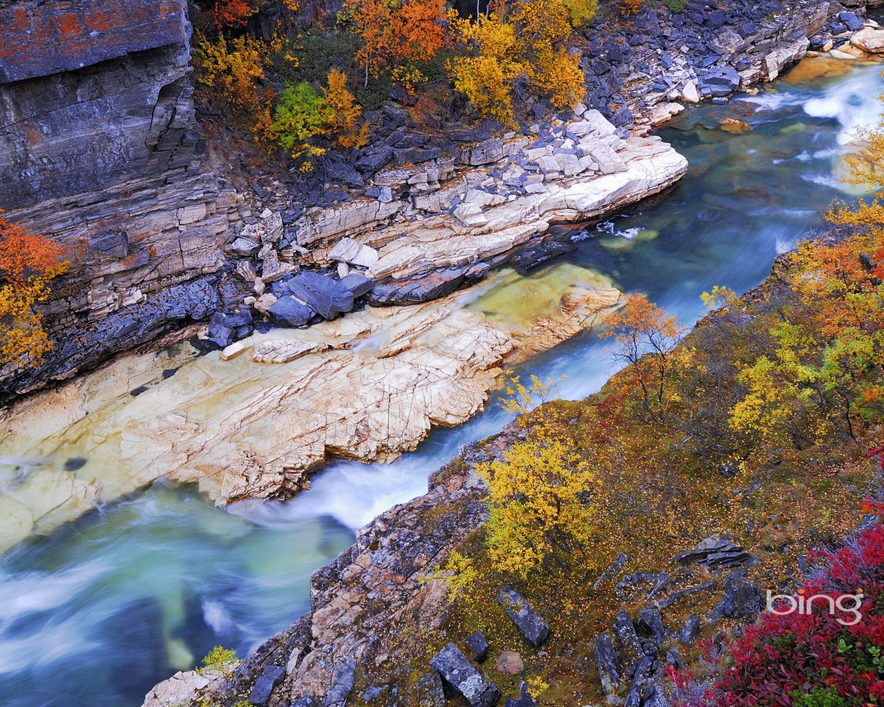 Обои река, осень, швеция, river, autumn, sweden разрешение 1920x1200 Загрузить
