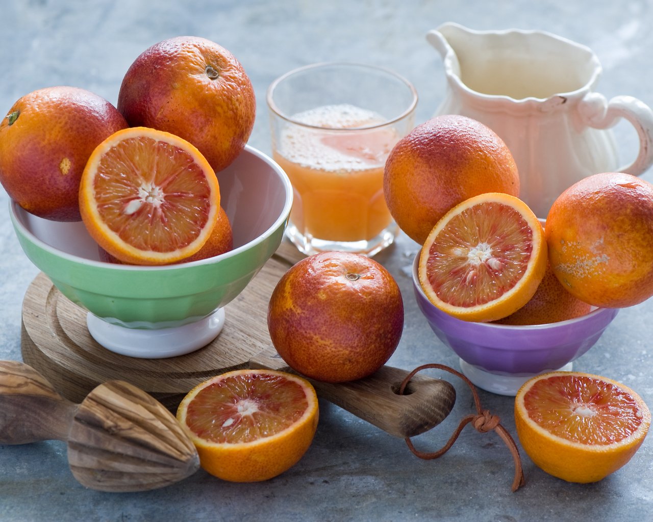 Обои фрукты, апельсины, красные, натюрморт, цитрусы, сок, fruit, oranges, red, still life, citrus, juice разрешение 2000x1331 Загрузить
