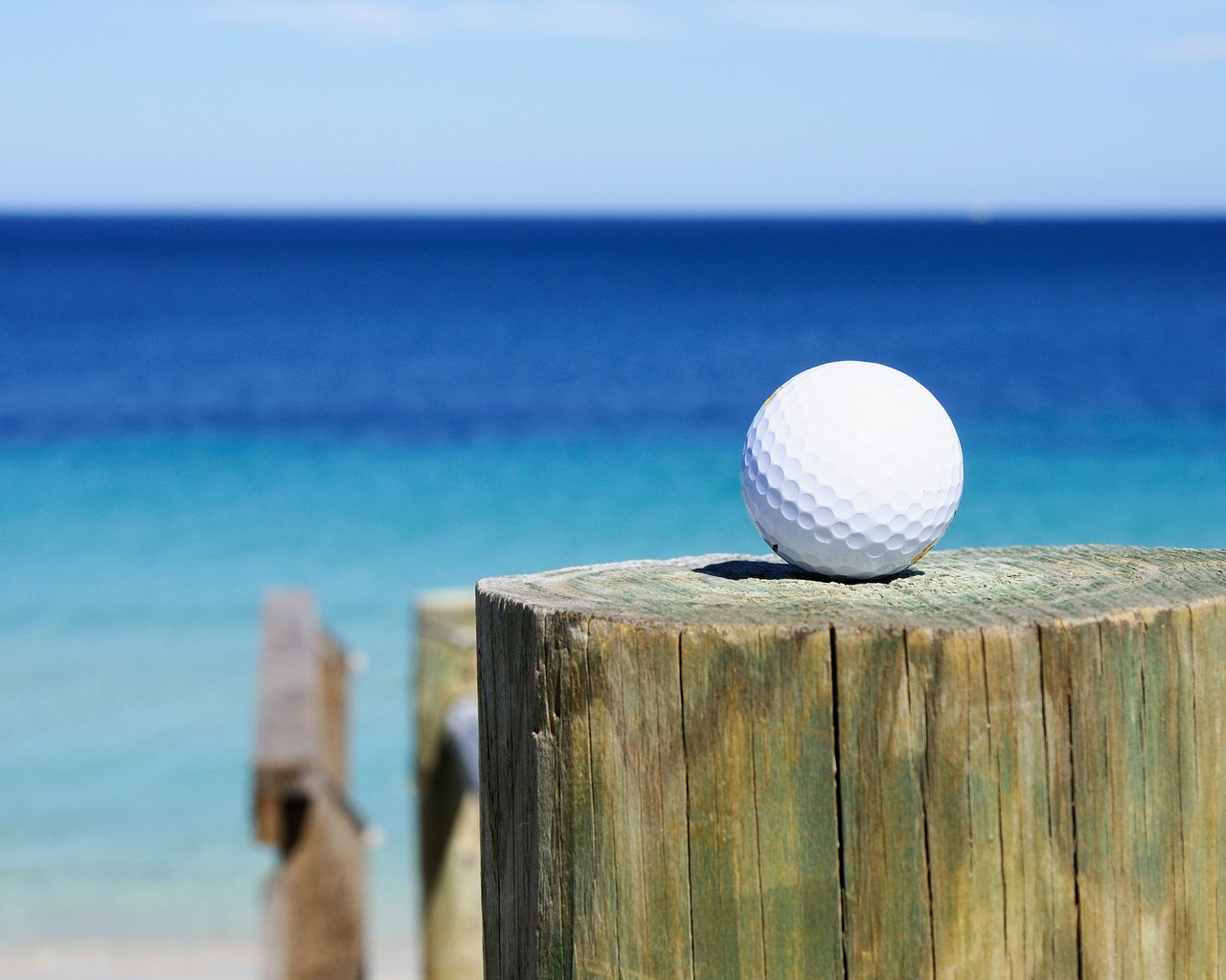 Обои море, мяч, клуб, гольф, golf ball, sea, the ball, club, golf разрешение 3500x2325 Загрузить