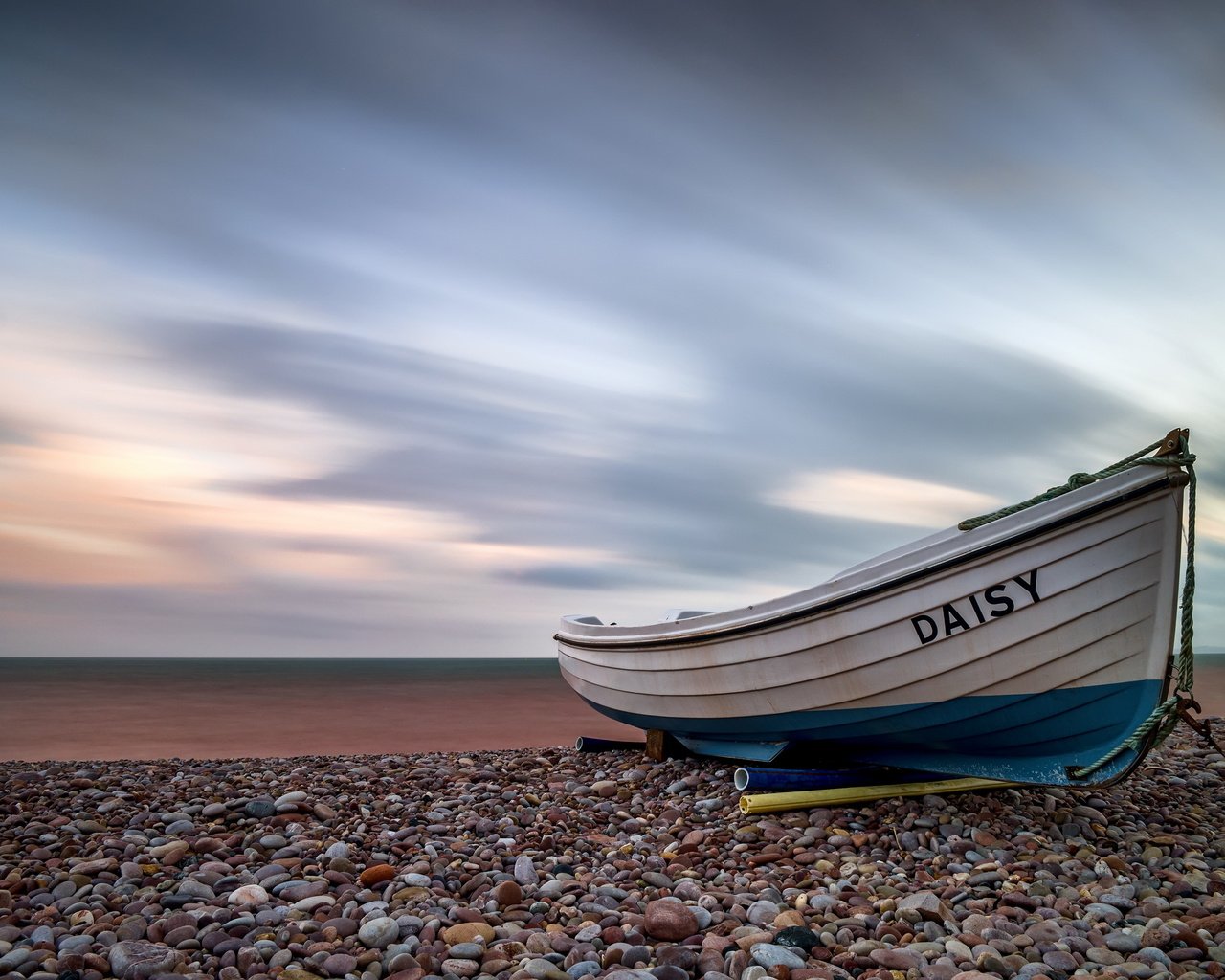 Обои море, пляж, лодка, sea, beach, boat разрешение 2560x1707 Загрузить