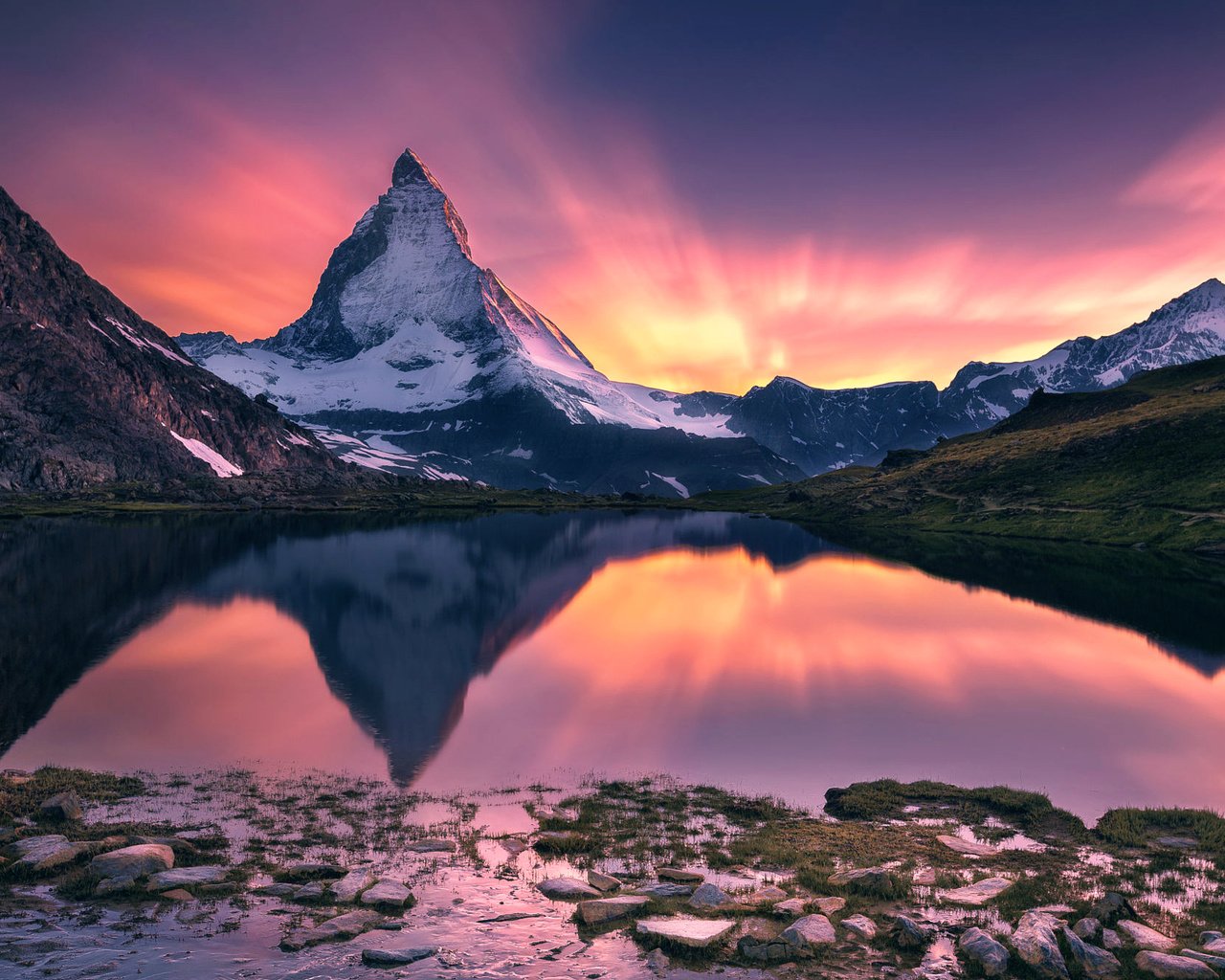 Обои озеро, горы, отражение, маттерхорн, lake, mountains, reflection, matterhorn разрешение 2000x1333 Загрузить