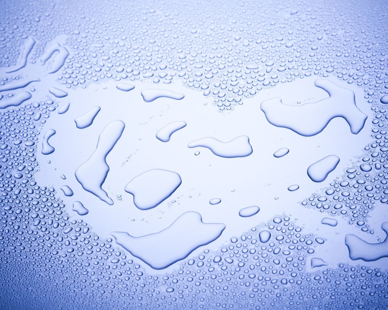 Обои вода, макро, капли, сердце, любовь, стекло, капли воды, water, macro, drops, heart, love, glass, water drops разрешение 3761x2434 Загрузить