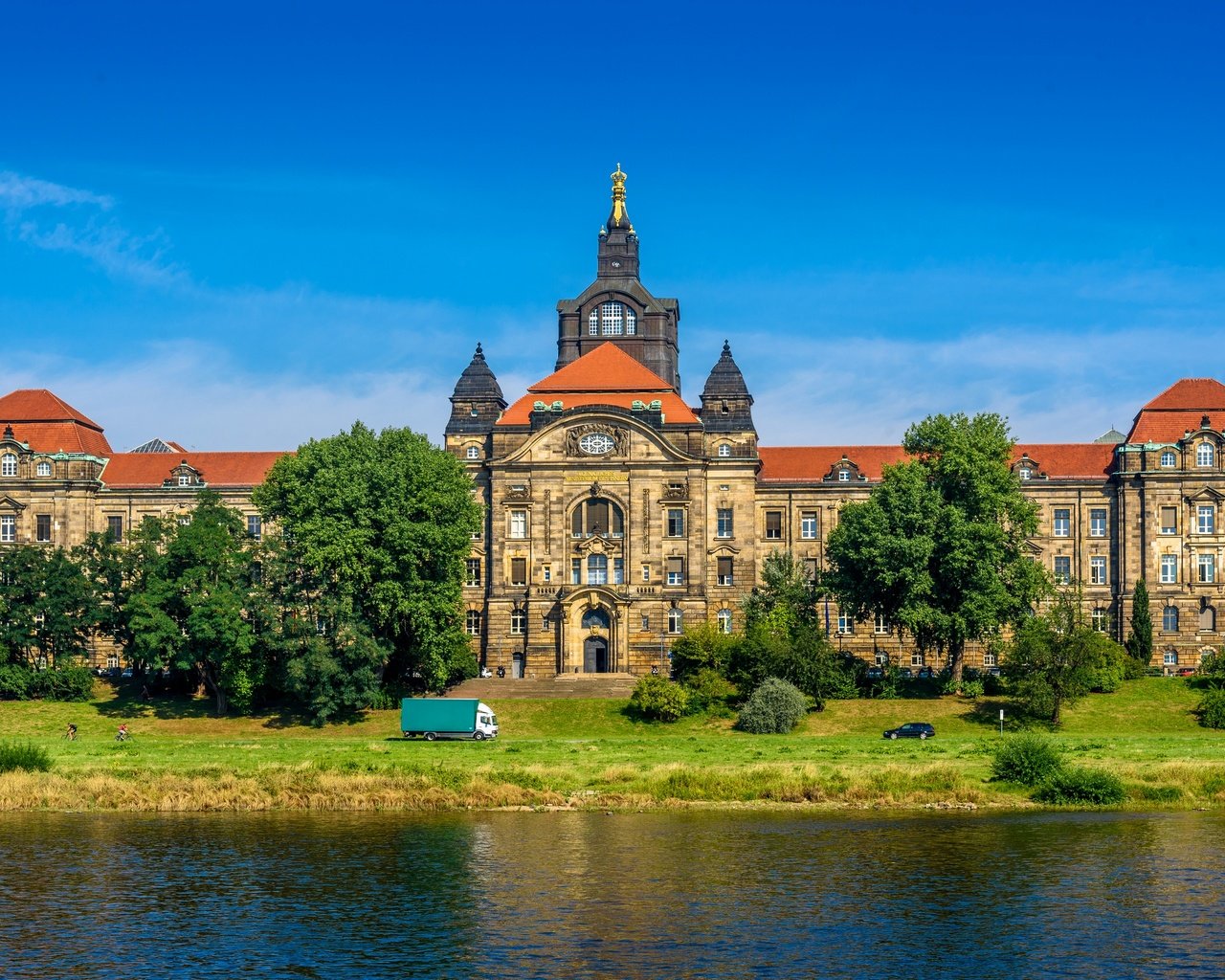 Обои архитектура, здание, германия, дрезден, architecture, the building, germany, dresden разрешение 2880x1923 Загрузить