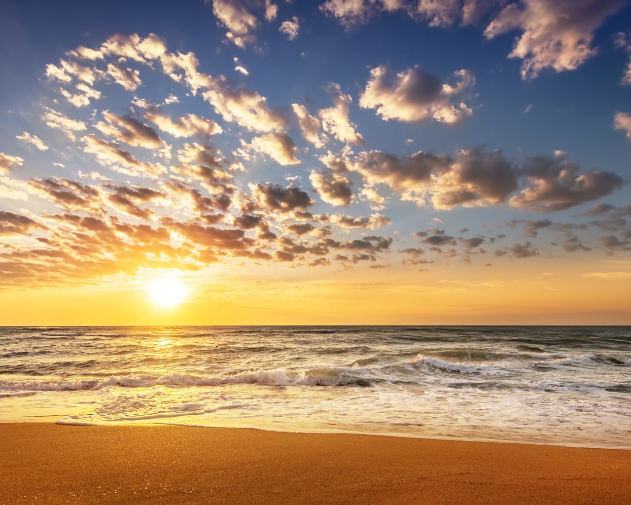 Обои небо, закат, море, пляж, волна, песка, the sky, sunset, sea, beach, wave, sand разрешение 5639x3455 Загрузить