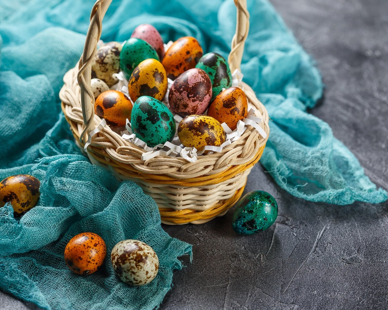 Обои пасха, корзинка, яйца крашеные, easter, basket, the painted eggs разрешение 5472x3648 Загрузить