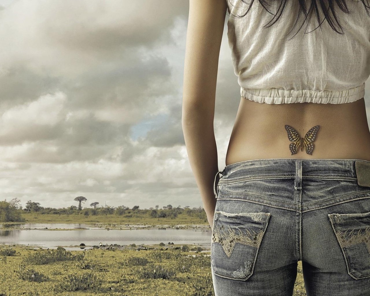Обои девушка, бабочка, джинсы, спина, татуировка, girl, butterfly, jeans, back, tattoo разрешение 1920x1080 Загрузить