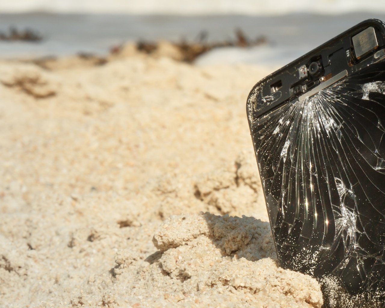 Обои песок, пляж, телефон, экран, песка, сотовая, сотовый, sand, beach, phone, screen, cell разрешение 3607x2164 Загрузить