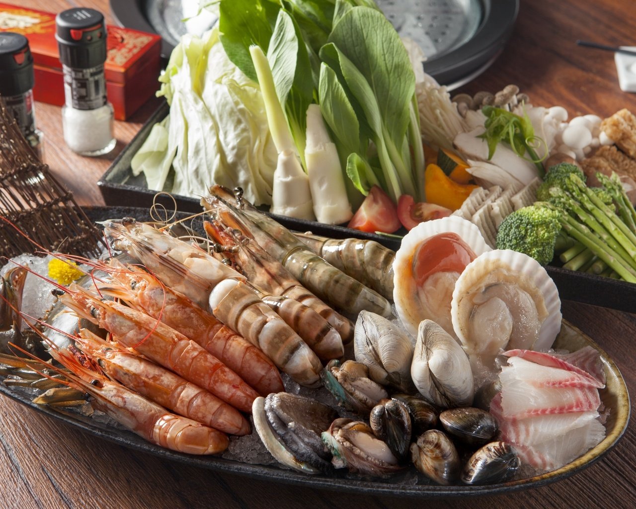 Обои овощи, морепродукты, креветки, моллюски, vegetables, seafood, shrimp, shellfish разрешение 3000x2000 Загрузить