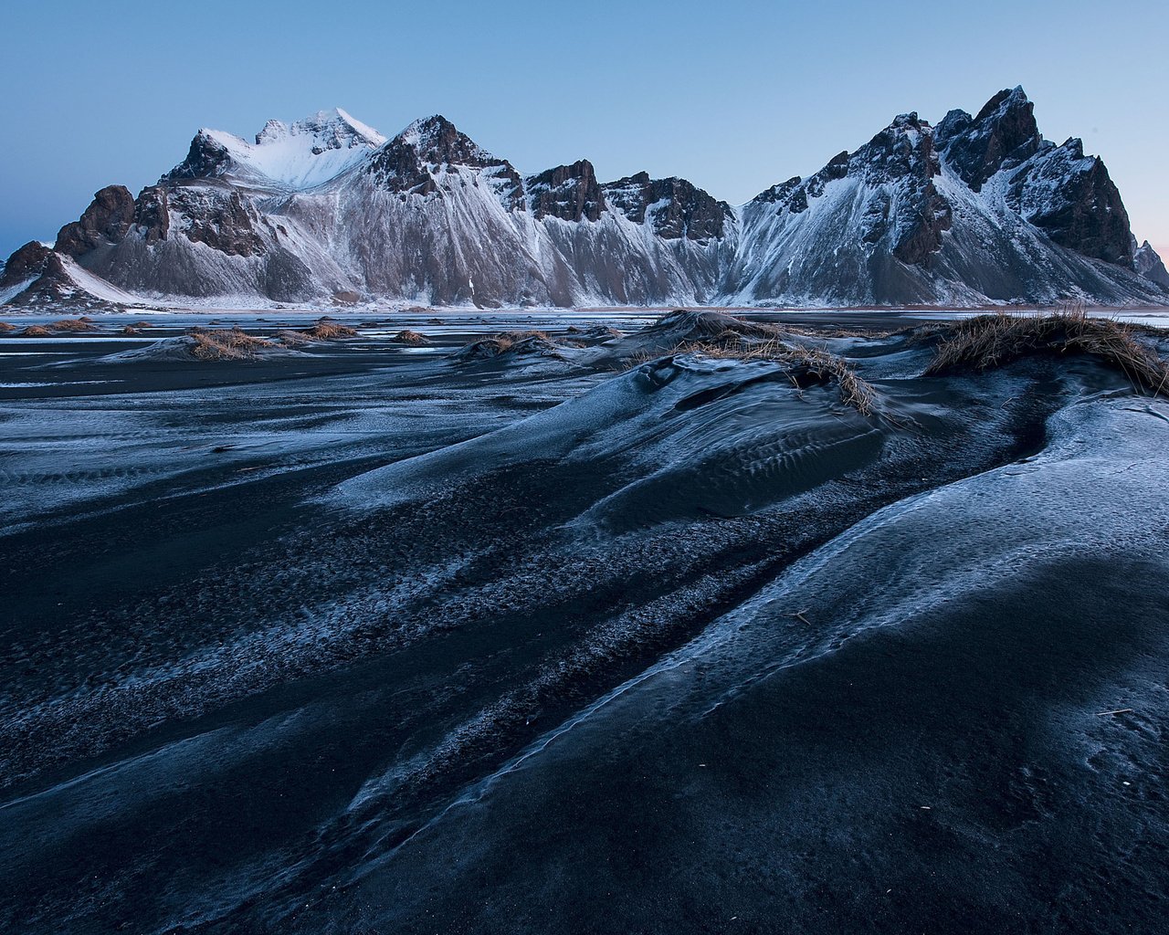 Обои горы, снег, природа, вершины, исландия, вестрахорн, mountains, snow, nature, tops, iceland, westerhorn разрешение 2048x1367 Загрузить