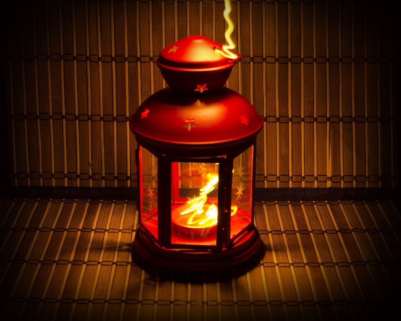 Обои свет, фонарь, фонарик, aristovart, light, lantern, flashlight разрешение 2000x1325 Загрузить