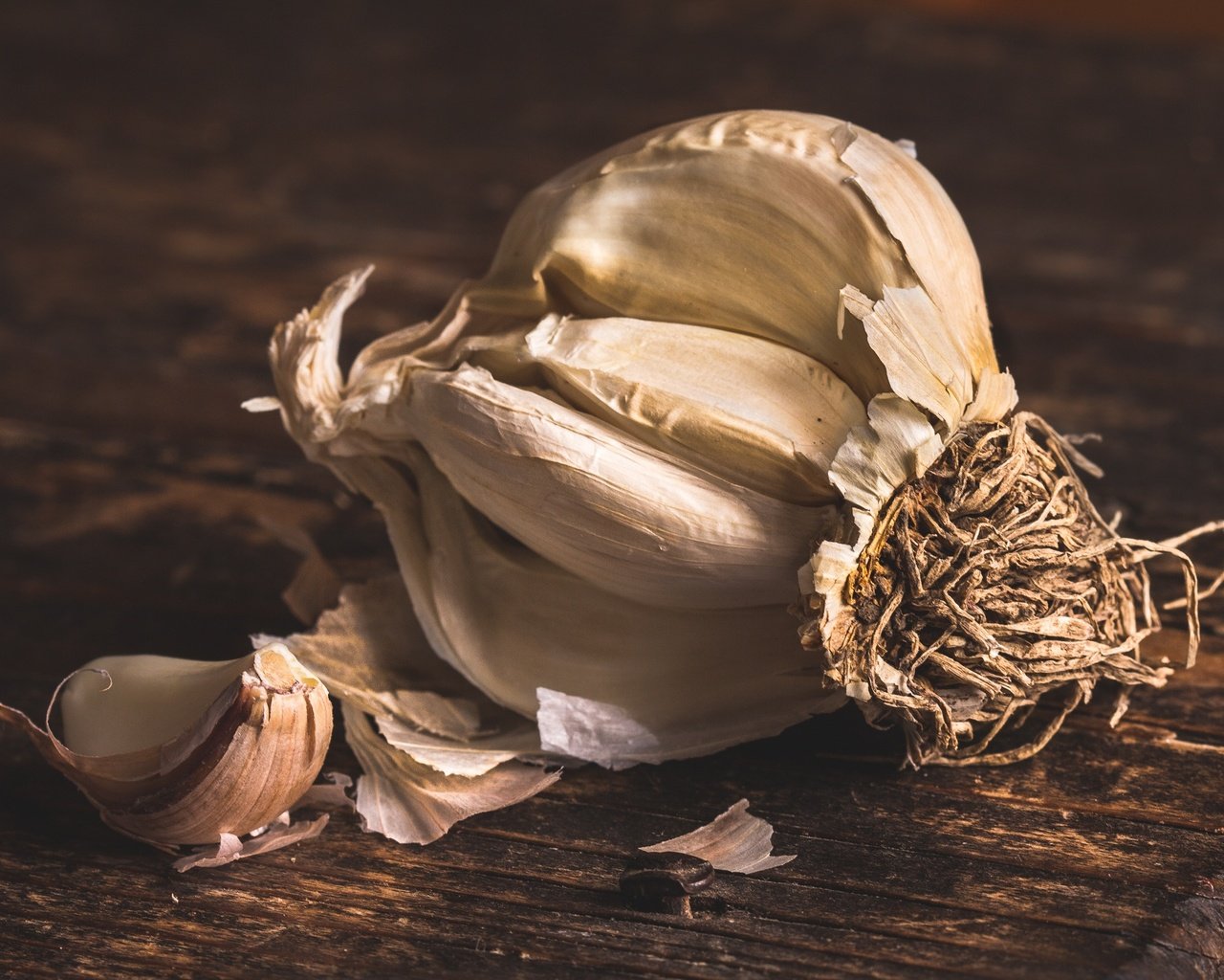 Обои макро, овощи, чеснок, зубчики, зубчик, macro, vegetables, garlic, teeth, tooth разрешение 2048x1365 Загрузить