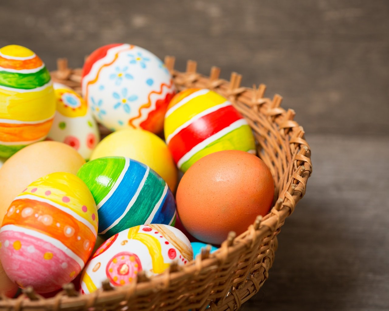 Обои корзина, пасха, яйца крашеные, basket, easter, the painted eggs разрешение 5472x3648 Загрузить