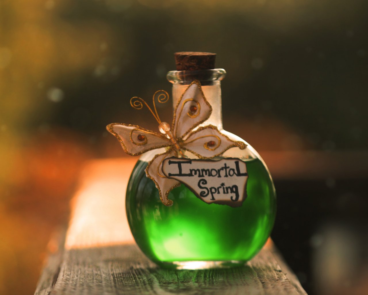 Обои бабочка, бутылочка, флакон, зелье, эликсир, butterfly, bottle, potion, elixir разрешение 3840x2400 Загрузить