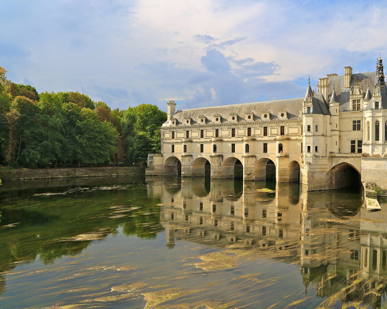 Обои отражение, замок, франция, замок шенонсо, эдр и луара, chenonceaux, река шер, reflection, castle, france, the castle of chenonceau, edr-et-loire разрешение 1920x1200 Загрузить