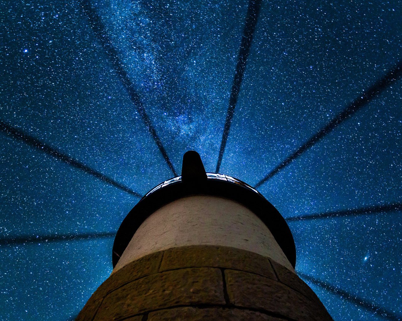 Обои ночь, звезды, маяк, сша, млечный путь, клайд, штат мэн, night, stars, lighthouse, usa, the milky way, clyde, state of maine разрешение 1920x1200 Загрузить