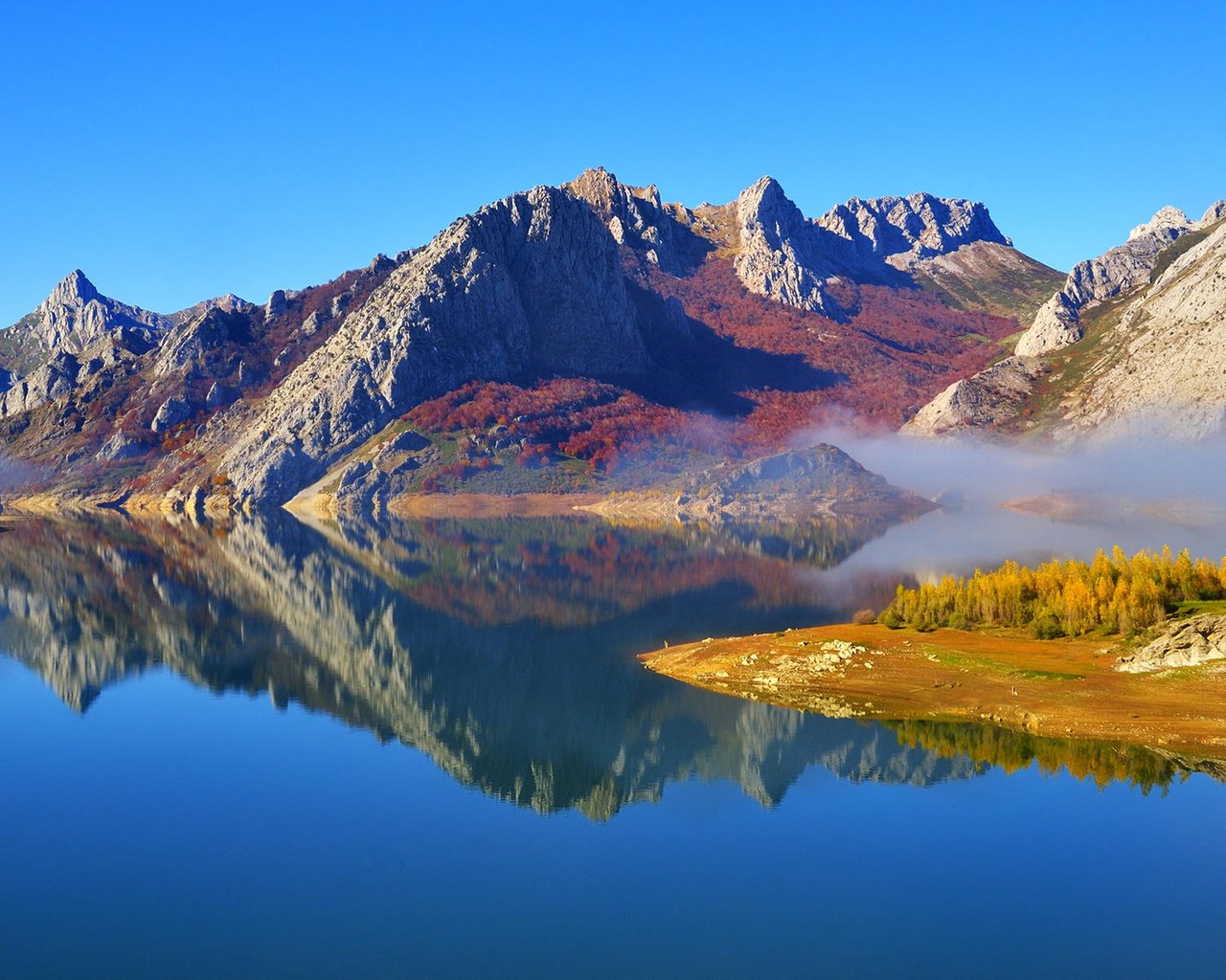 Обои озеро, горы, природа, отражение, пейзаж, lake, mountains, nature, reflection, landscape разрешение 1920x1200 Загрузить