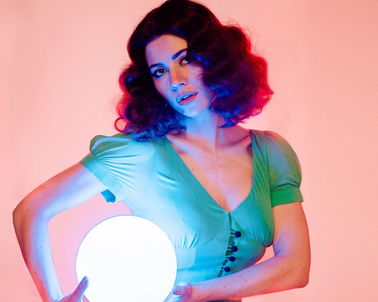 лицо, певица, marina and the diamonds, марина ламбрини диамандис, girl, loo...