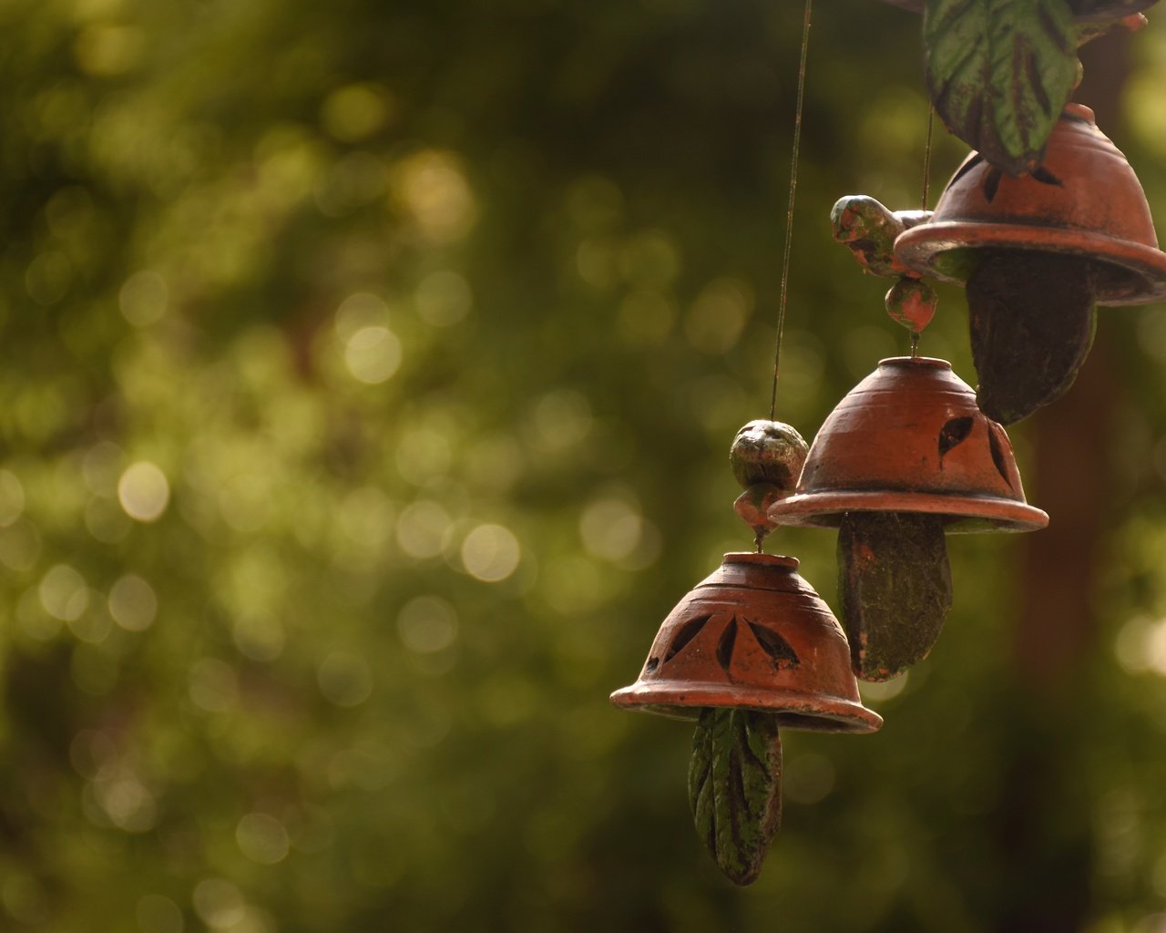 Обои блики, колокольчики, боке, колокольчик, подвеска, glare, bells, bokeh, bell, suspension разрешение 6000x4000 Загрузить