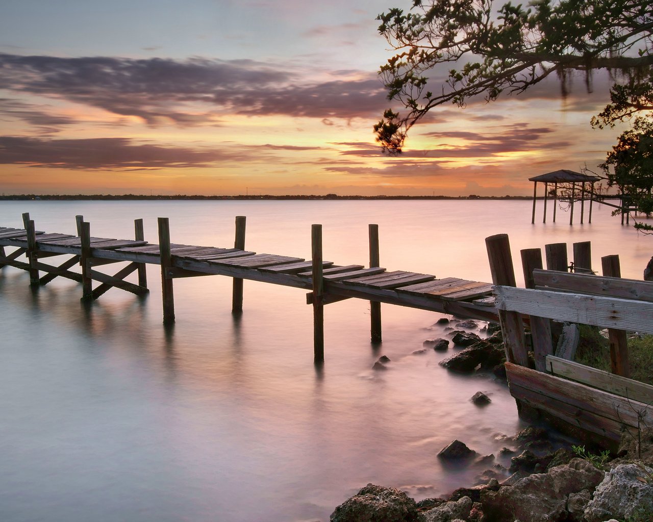 Обои река, закат, пирс, побережье, сша, пристань, штат флорида, jill bazeley, merritt island, river, sunset, pierce, coast, usa, marina, florida разрешение 2560x1440 Загрузить